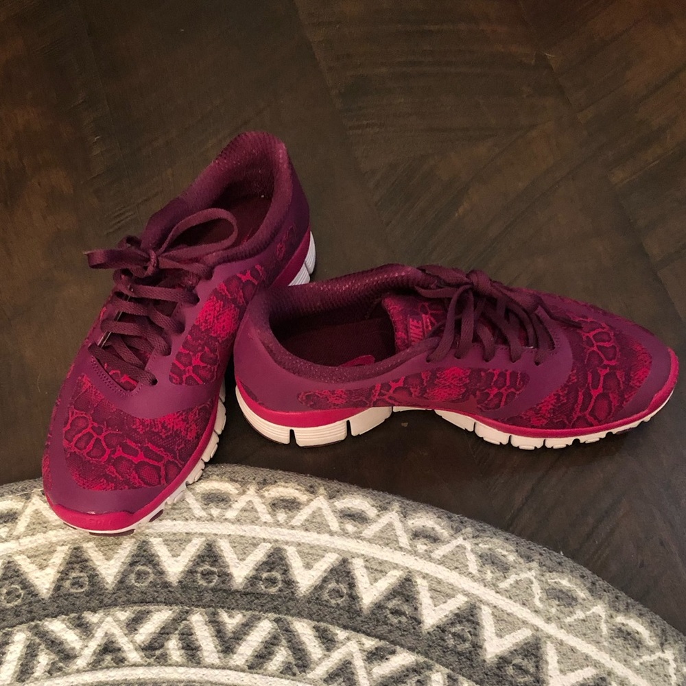 Women’s Nike Free 5.0 V4 Shoes